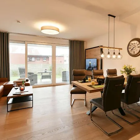Apartment Petersen 2 *